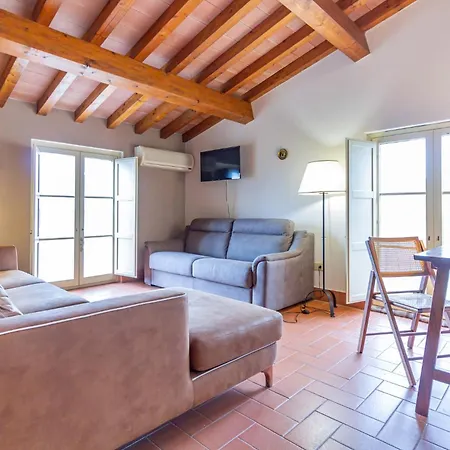 Nobile Oasi Lucca Terrazza Διαμέρισμα Porcari